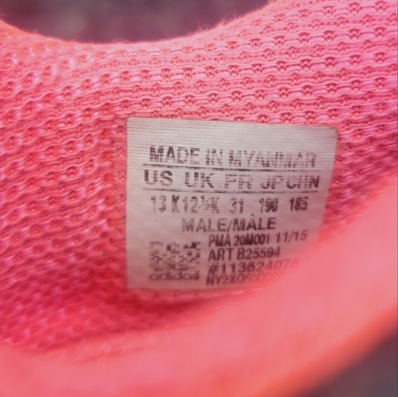 2/$20 Adidas Soccer Cleats 13 - Picture 5 of 5